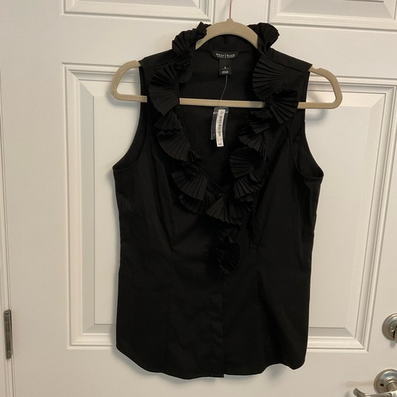 White House Black Market ruffle sleeveless button down top. Size 8 - Picture 2 of 9